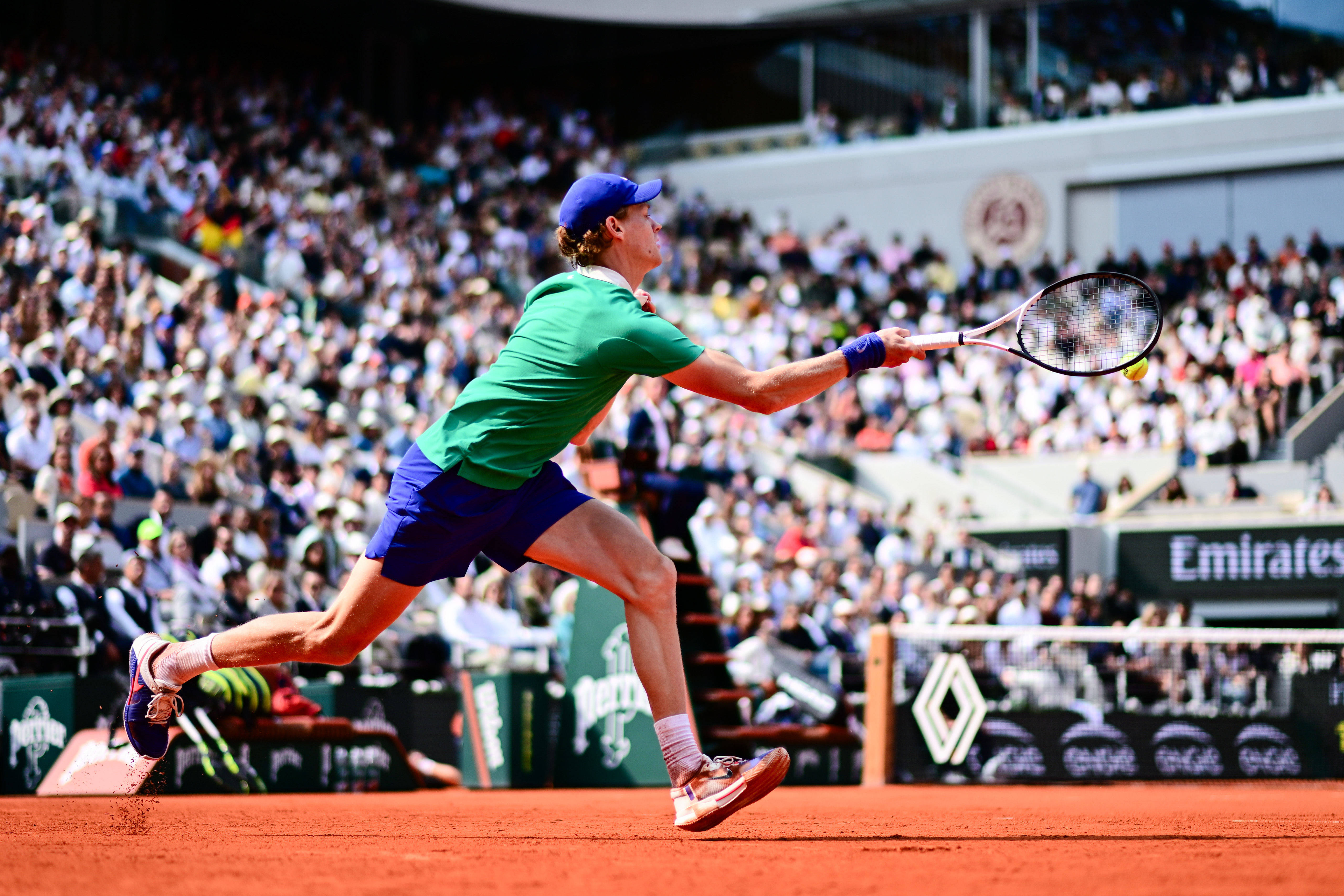 包含世界网球队翻盘欧洲网球队，阿尔卡拉斯打破历史纪录的词条