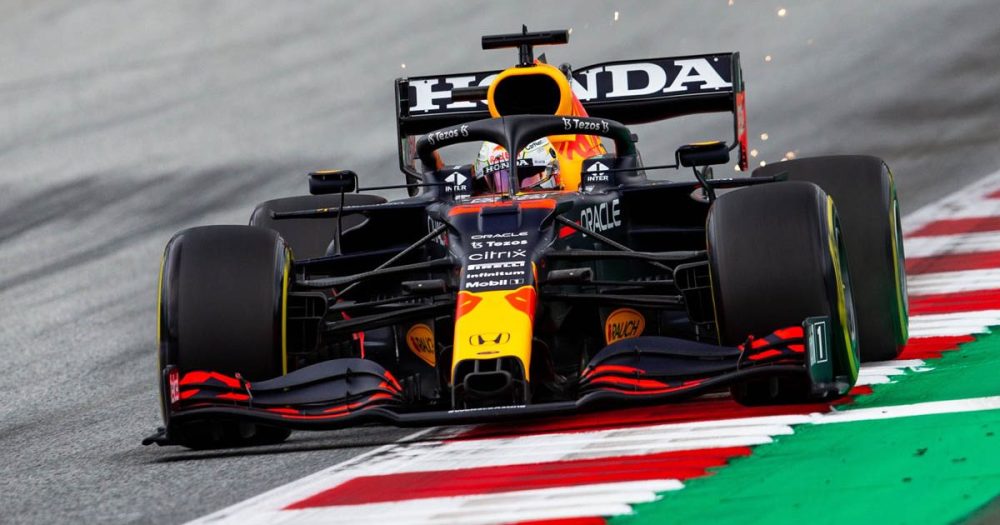 梅赛德斯完胜迈凯伦，佩雷兹惊艳四座