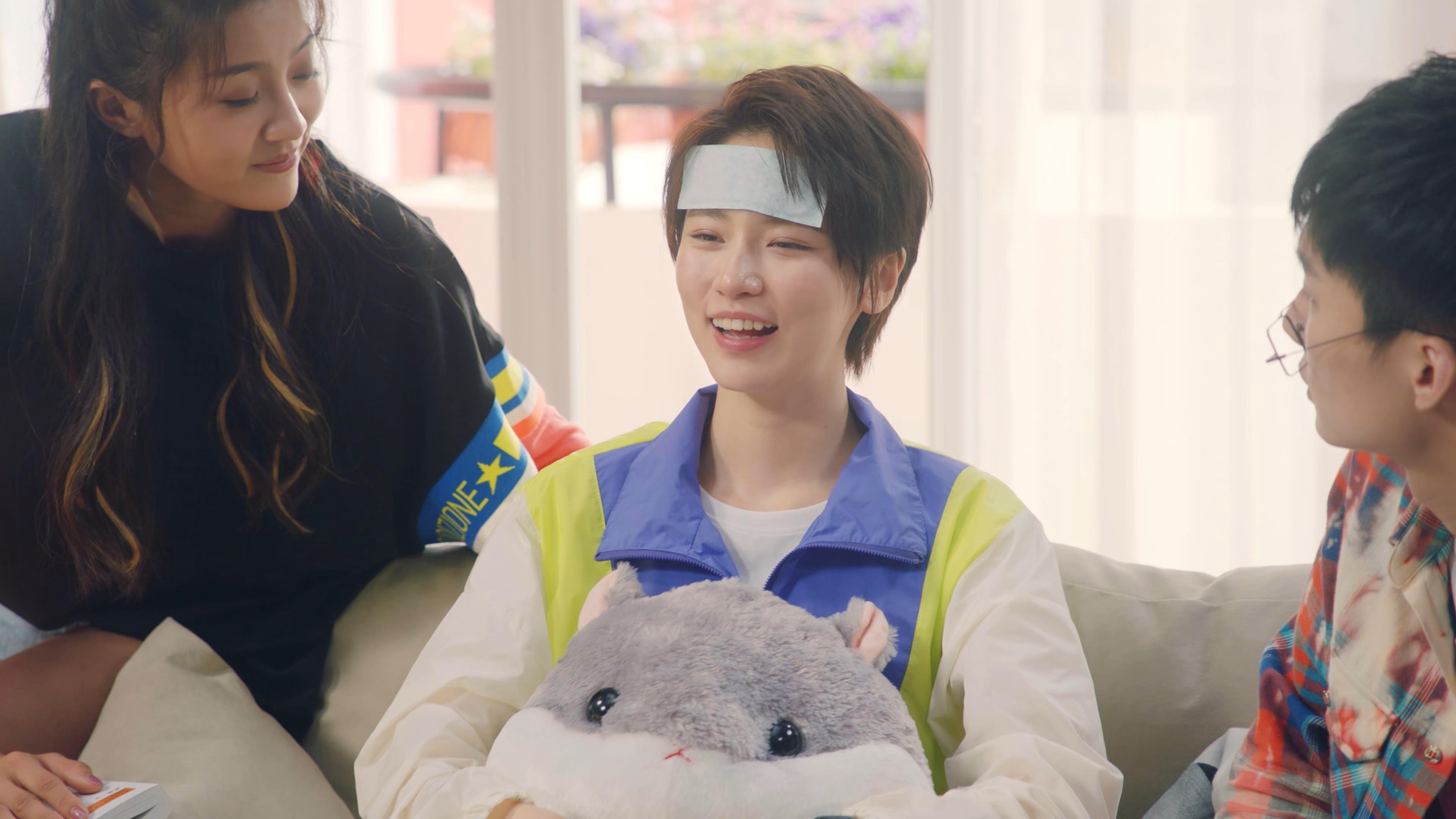 绿茵场的平行叙事，贝蒂斯团队风暴与姆巴佩个人神域的同一日交响